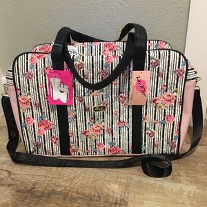 BNWT Betsy Johnson weekender bag!